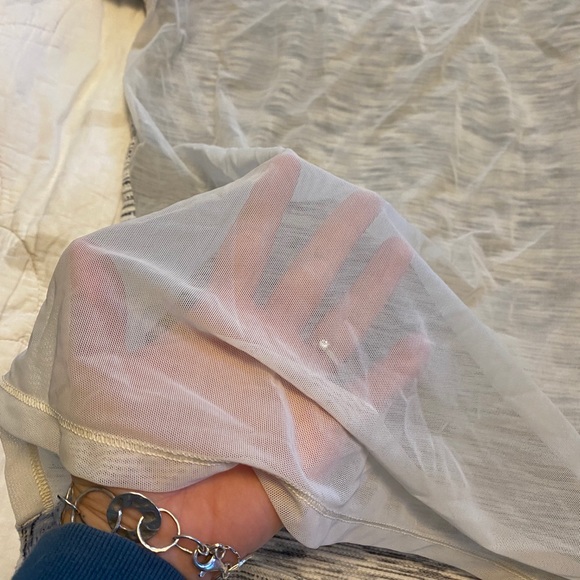 Lululemon Keep it cool running T - Picture 3 of 3